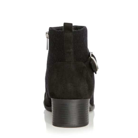 Size 8 WIDE - CLOUDWALKERS Darla Quilted Faux Suede Ankle Boot Bootie NEW - Picture 3 of 5